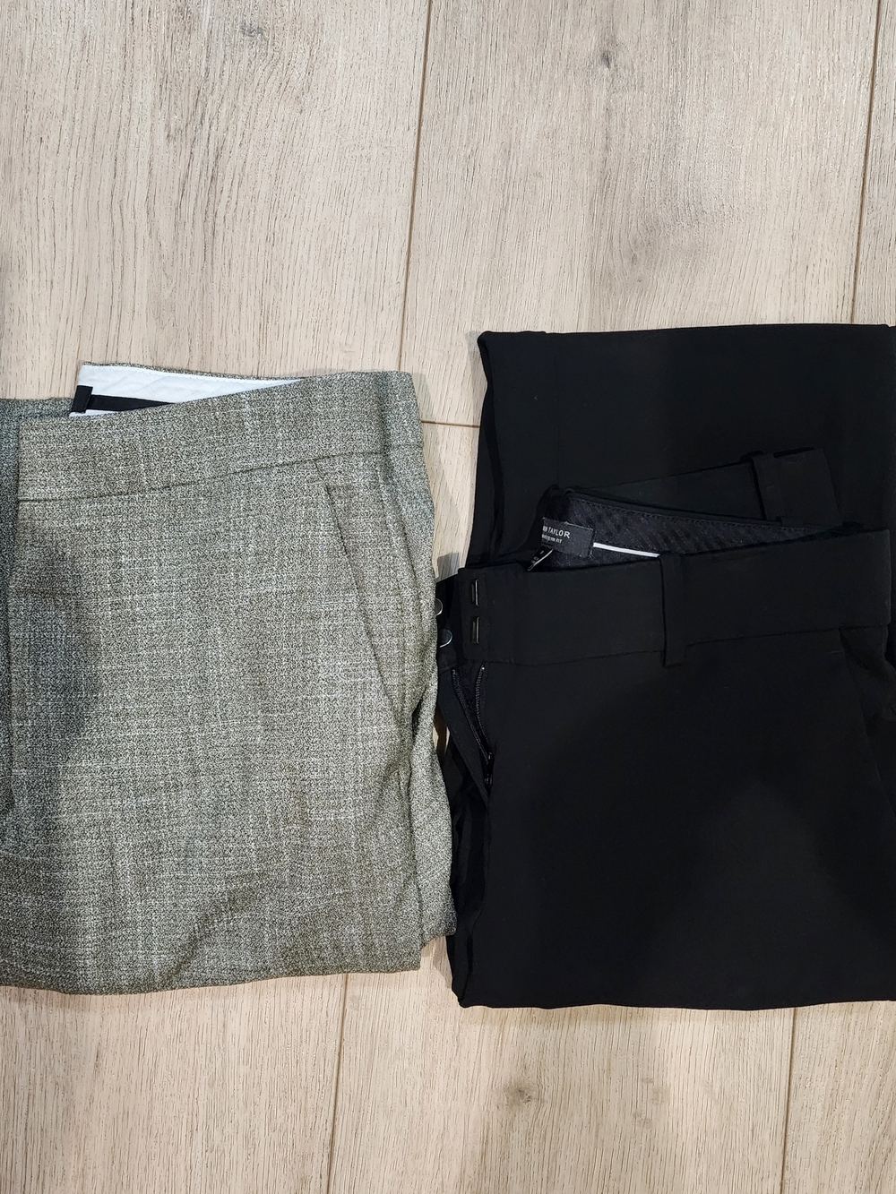 Ann Taylor Petite Pants Bundle 2 Pair Black Devin Fit Grey Curvy Fit Green Curvy